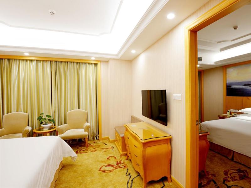 Vienna International Hotel Shenzhen Guangming Avenue Екстер'єр фото