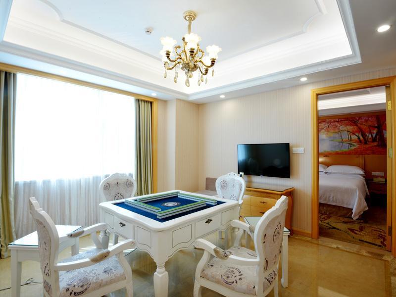 Vienna International Hotel Shenzhen Guangming Avenue Екстер'єр фото